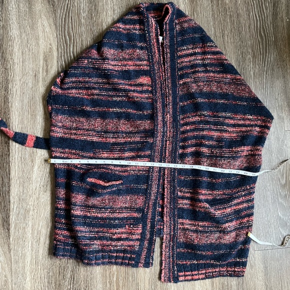 Ecote size xsmall sweater/shawl with belt - Picture 2 of 5